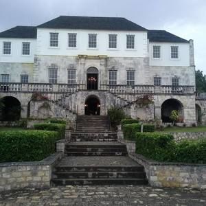 Meet your Posher, Valerie